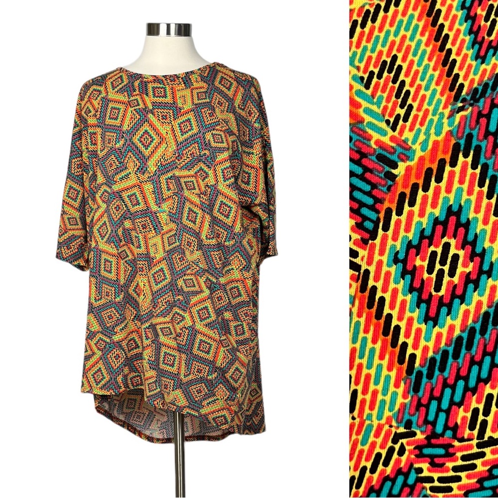 LuLaRoe Bright Patterned Simply Comfortable Tunic Top